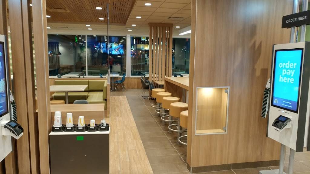 McDonalds | cafe | 8969 Fields Ertel Rd, Cincinnati, OH 45249, USA | 5136839667 OR +1 513-683-9667