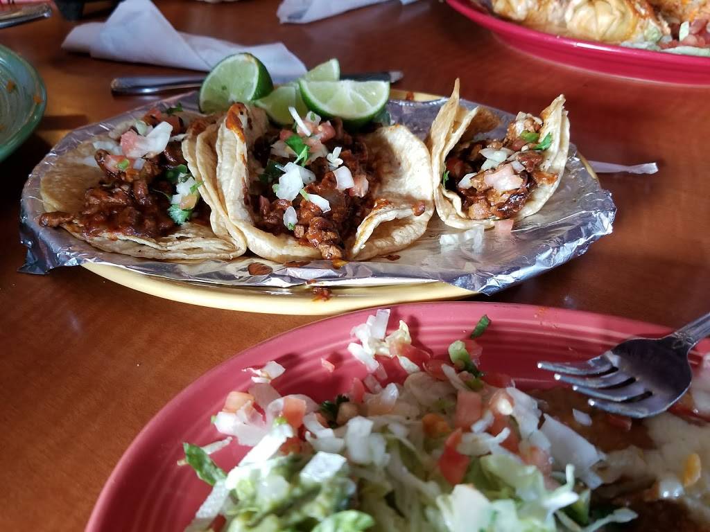 El Burrito Loco | restaurant | 1971 E Beltline Ave NE, Grand Rapids, MI 49525, USA | 6164470415 OR +1 616-447-0415