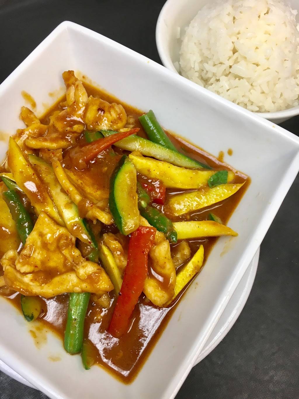 Cafe Opera | restaurant | 42882 Truro Parish Dr #104, Ashburn, VA 20148, USA | 7038581441 OR +1 703-858-1441