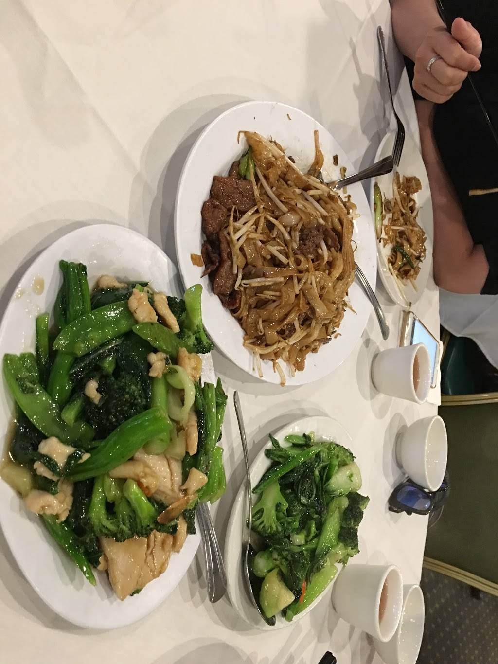 Hop Li Seafood Restaurant | restaurant | 10974 Pico Blvd, Los Angeles, CA 90064, USA | 3104413708 OR +1 310-441-3708