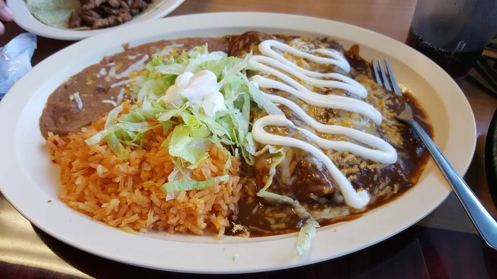 Alberts Fresh Mexican Food | restaurant | 1177 C St i, San Diego, CA 92101, USA | 6192319468 OR +1 619-231-9468