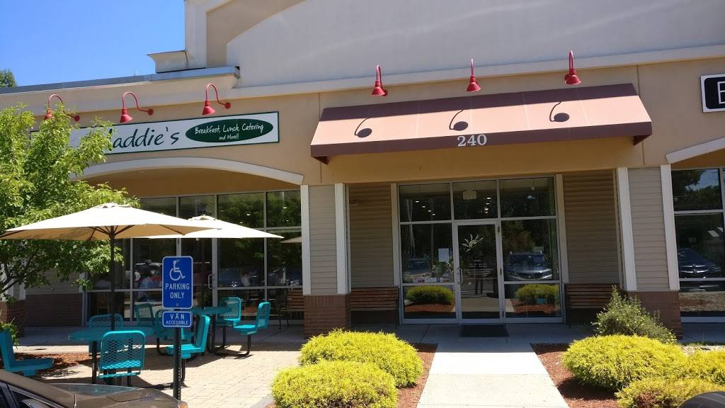 Maddies Bagel & Eatery LLC | meal takeaway | 240 N Broadway, Salem, NH 03079, USA | 6038940094 OR +1 603-894-0094