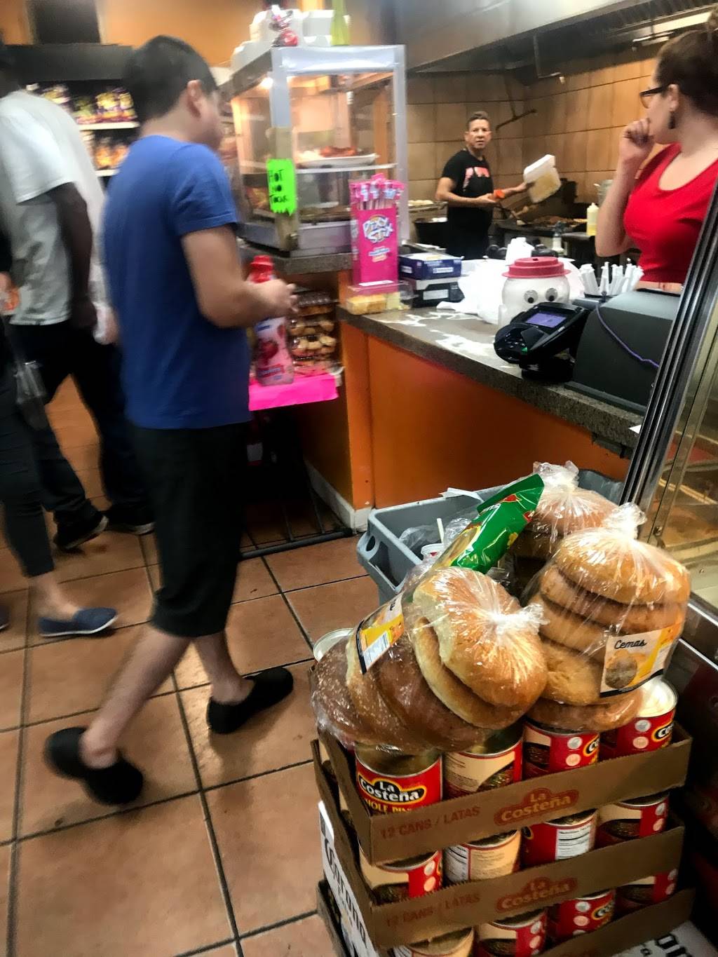 La Sabrosita | restaurant | 3070 17th St, Sarasota, FL 34234, USA | 9413663330 OR +1 941-366-3330