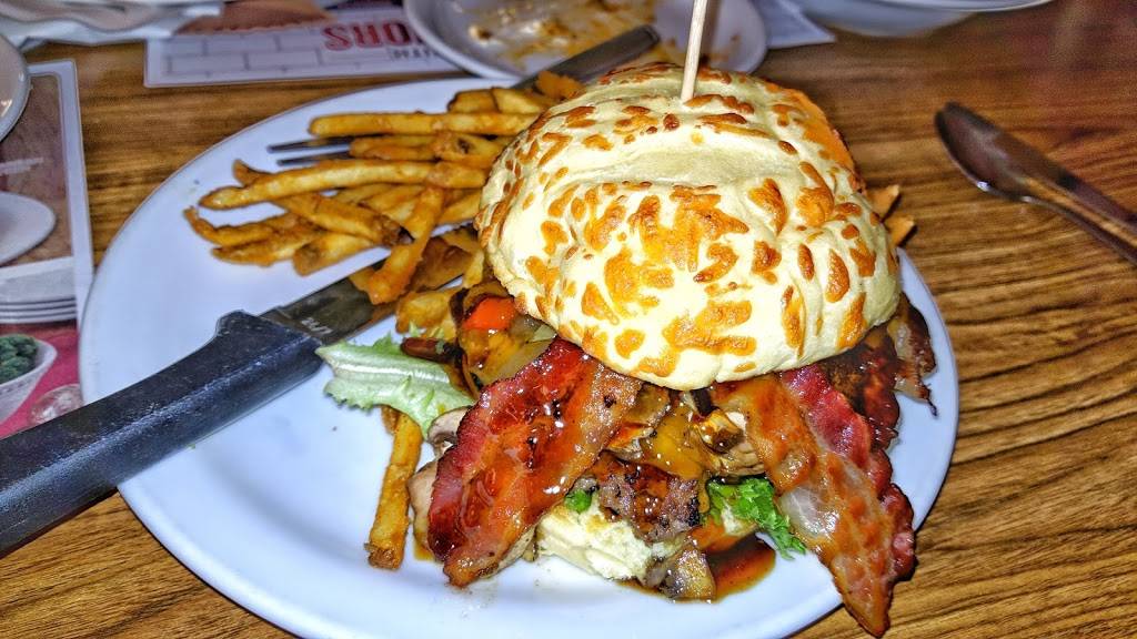 Dennys | restaurant | 2226 N Main St, Hubbard, OH 44425, USA | 3305343314 OR +1 330-534-3314