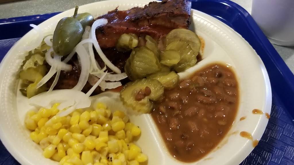 Hoegemeyers Barbeque Barn | restaurant | 711 Concrete St, Corpus Christi, TX 78401, USA | 3618844227 OR +1 361-884-4227