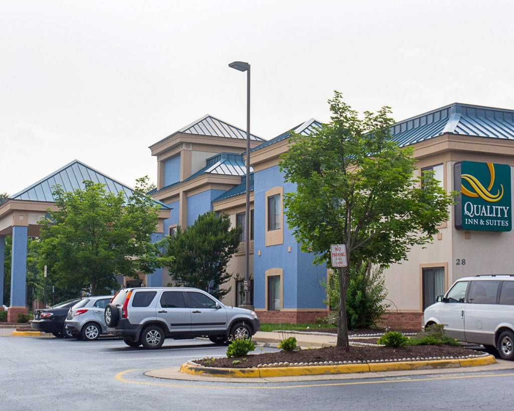 Quality Inn & Suites Quantico | restaurant | 28 Greenspring Dr, Stafford, VA 22554, USA | 5406575566 OR +1 540-657-5566