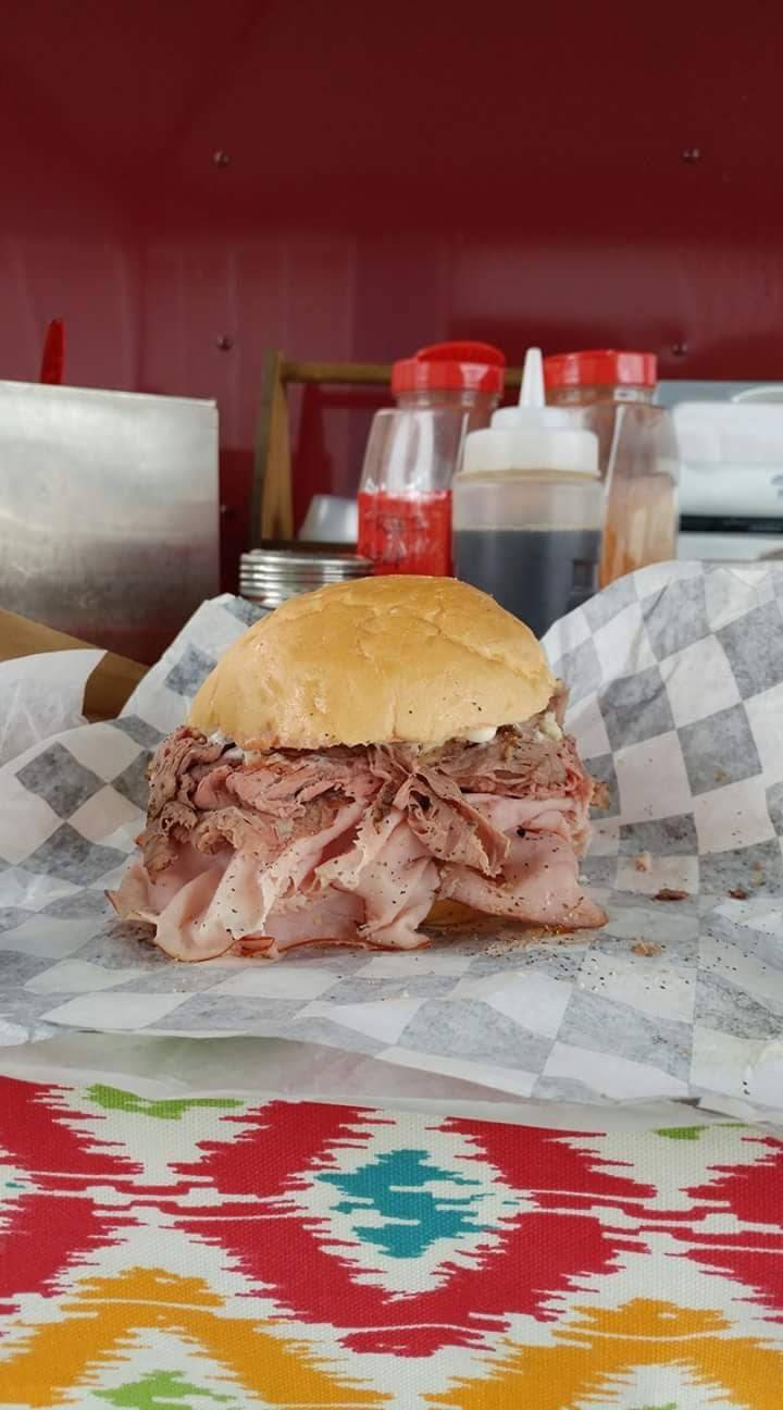 Pit n Pinchers | restaurant | 2 Forest Valley Dr, Forest Hill, MD 21050, USA | 4104599418 OR +1 410-459-9418