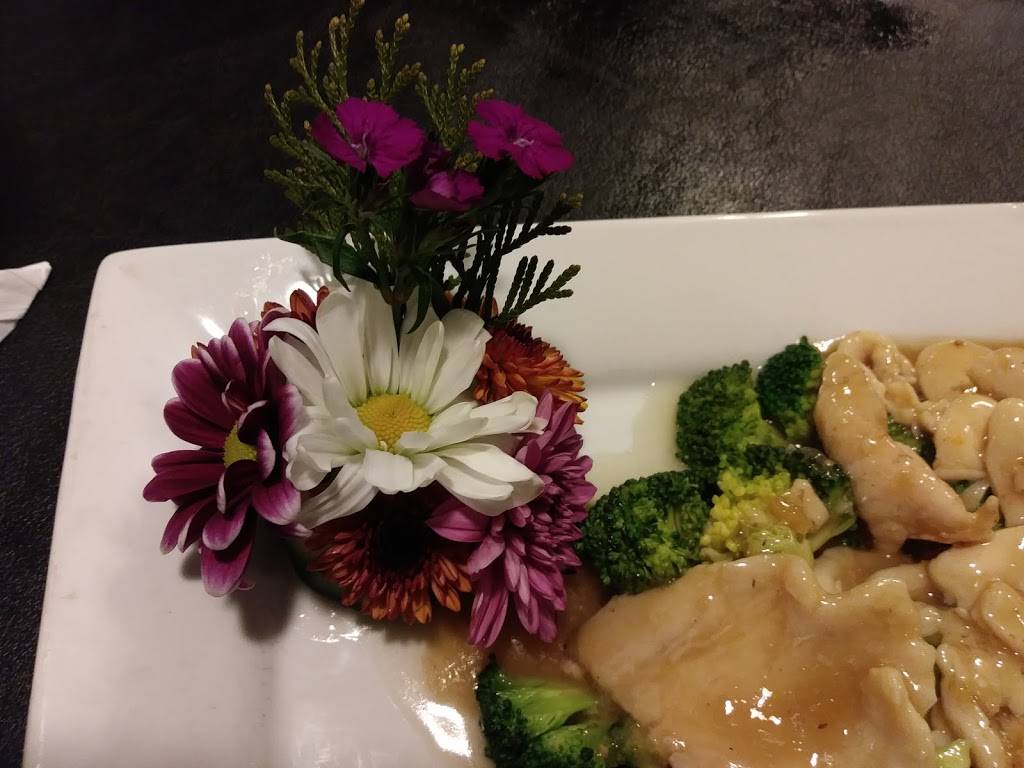 Kam Wah 28 | restaurant | 1432 N Shoop Ave, Wauseon, OH 43567, USA | 4193351955 OR +1 419-335-1955