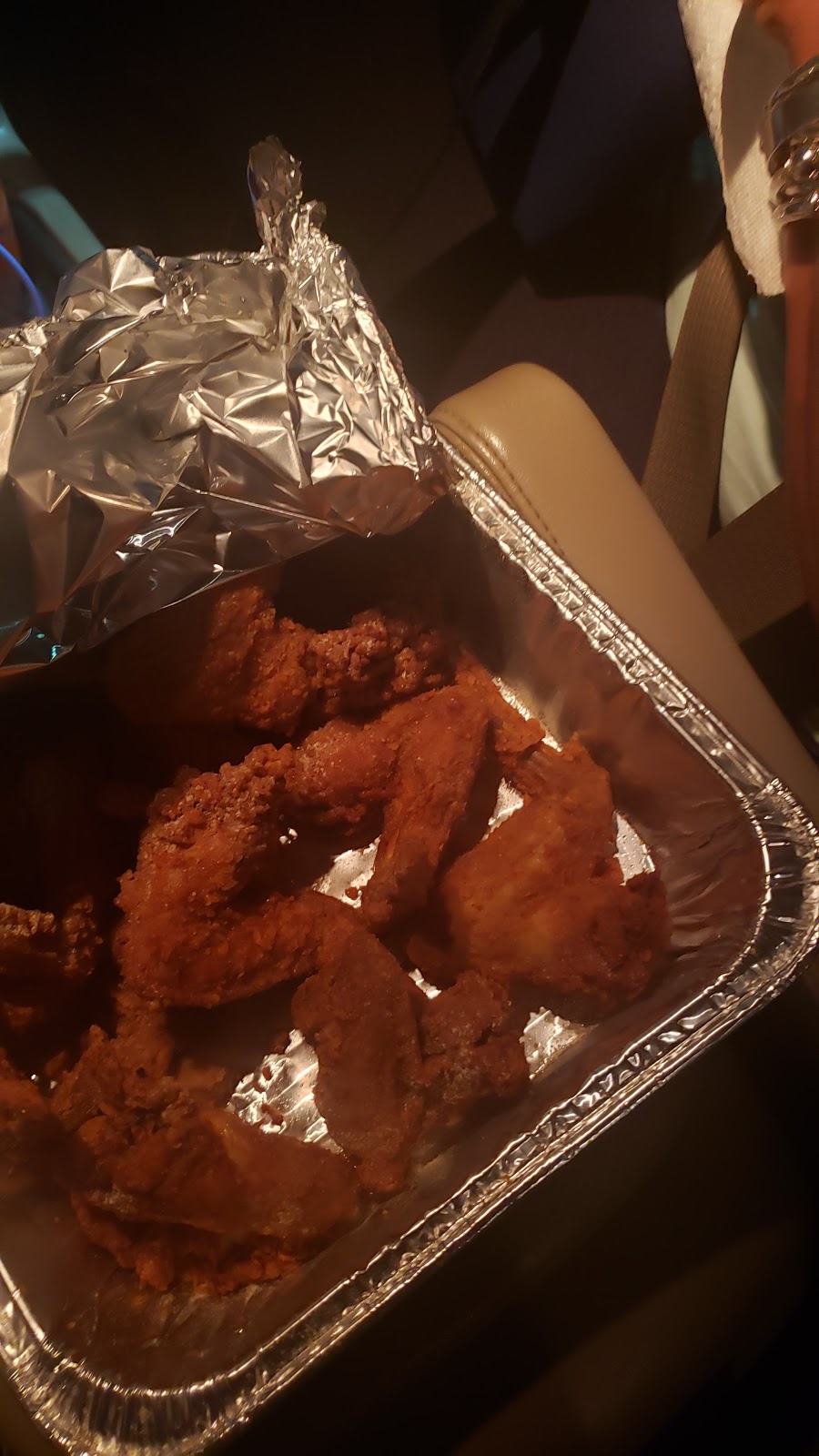 Hook Fish and Chicken | restaurant | 4282 Okeechobee Blvd, West Palm Beach, FL 33409, USA | 5617661557 OR +1 561-766-1557