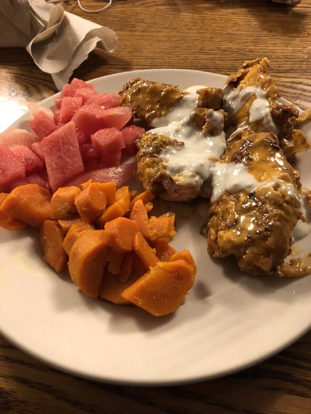 Nut Factory | restaurant | 308 S Doyle St, Louisburg, KS 66053, USA | 9133706544 OR +1 913-370-6544