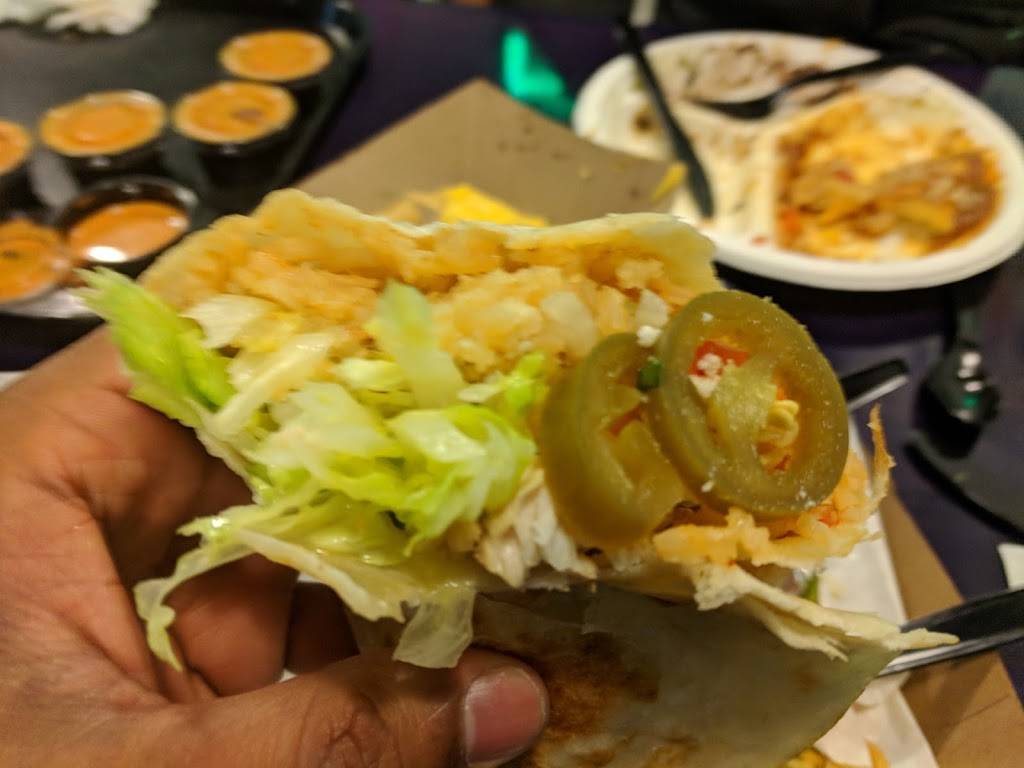 Iguanas Burritozilla | restaurant | 405 Saratoga Ave, San Jose, CA 95129, USA | 6692550700 OR +1 669-255-0700