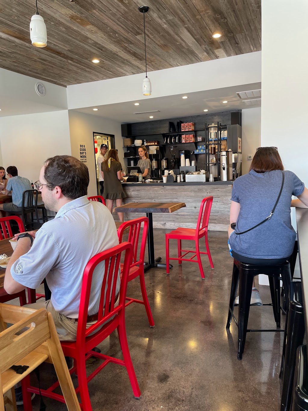 The Alabama Biscuit Co., Rocky Ridge | restaurant | 2518 Rocky Ridge Rd, Vestavia Hills, AL 35243, USA | 2052862353 OR +1 205-286-2353