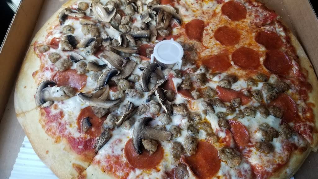 Ciceros Pizzeria | meal delivery | 14380 Main St #101, Hesperia, CA 92345, USA | 7609565239 OR +1 760-956-5239