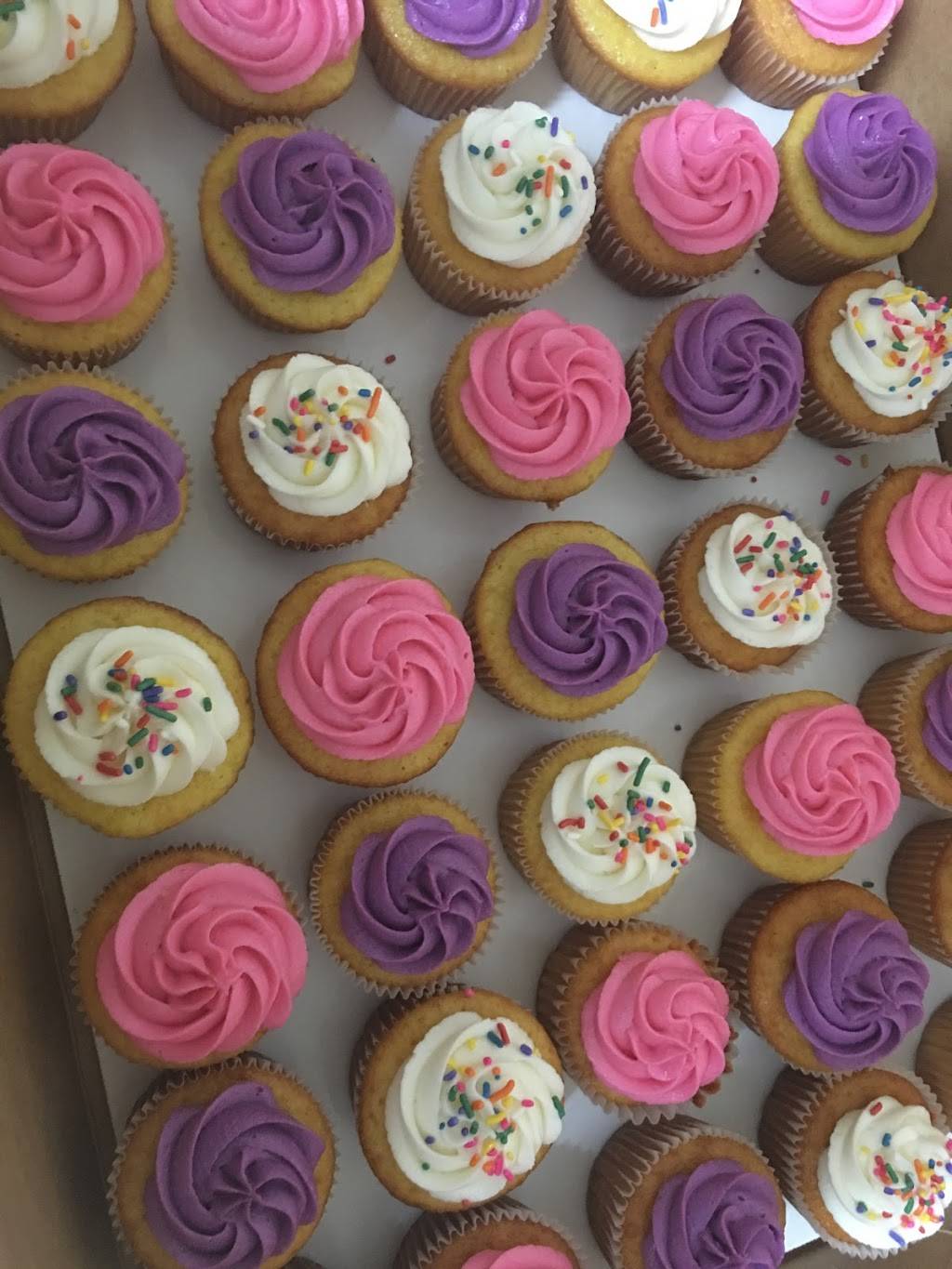 Sequoyahs Cafe | restaurant | 8512 Old State Rd, Holly Hill, SC 29059, USA | 8039719161 OR +1 803-971-9161