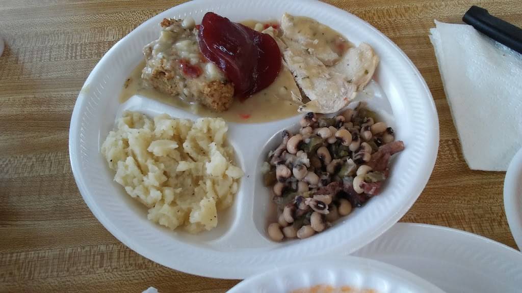 Fayes Home Cooking & BBQ | restaurant | 2600 Old Birmingham Hwy, Sylacauga, AL 35150, USA | 2562450490 OR +1 256-245-0490