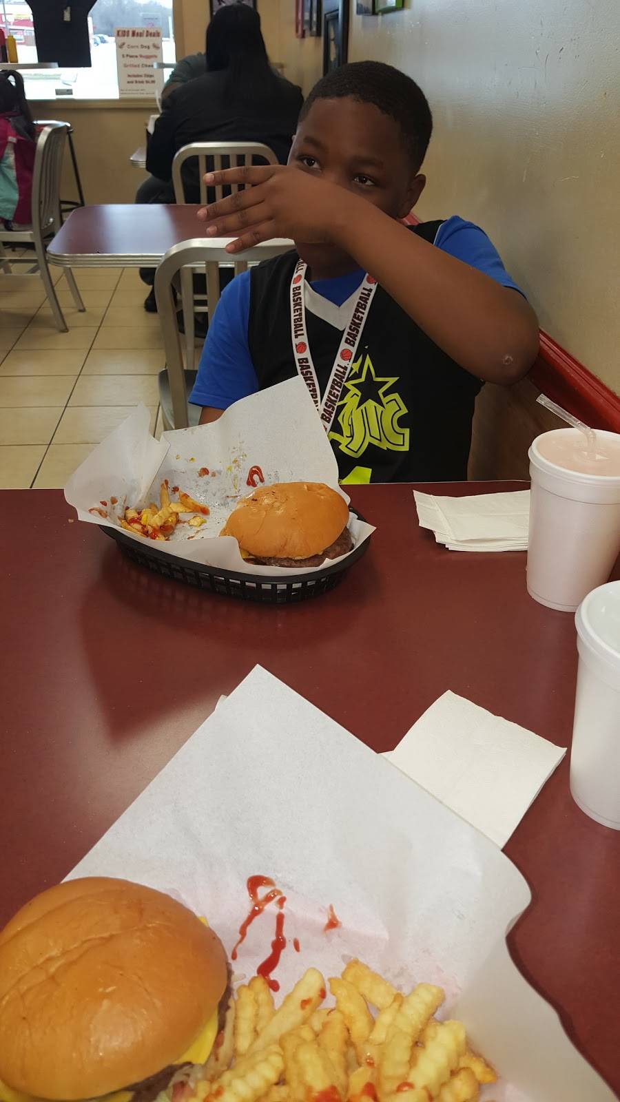 Big Norms Hot Dogs | restaurant | 3540 Grand Ave C, Gurnee, IL 60031, USA | 8476233647 OR +1 847-623-3647