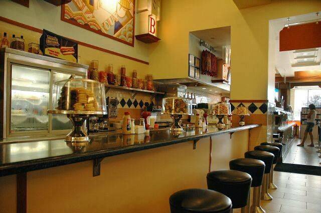 Bens Kosher Delicatessen Restaurant & Caterers | restaurant | 59 Old Country Rd, Carle Place, NY 11514, USA | 5167423354 OR +1 516-742-3354