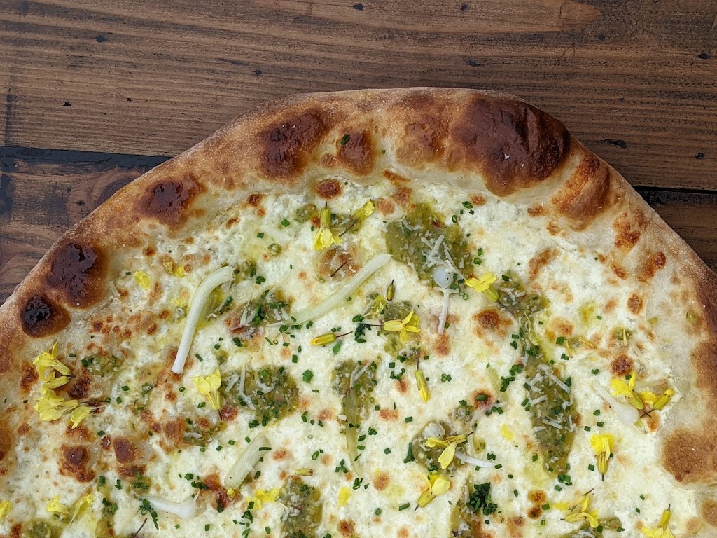 Dantini Pizza | restaurant | 1417 Elliott Ave W, Seattle, WA 98119, USA | 2064209912 OR +1 206-420-9912