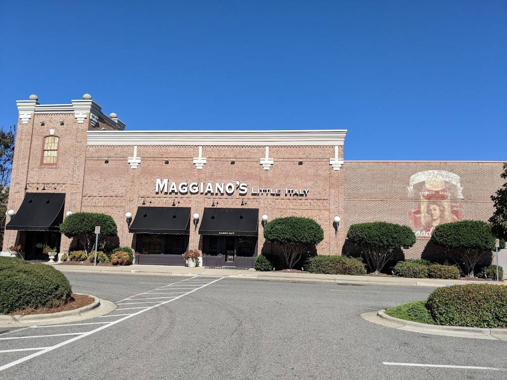 Maggianos Little Italy | restaurant | 8030 Renaissance Pkwy Suite 890, Durham, NC 27713, USA | 9195720070 OR +1 919-572-0070