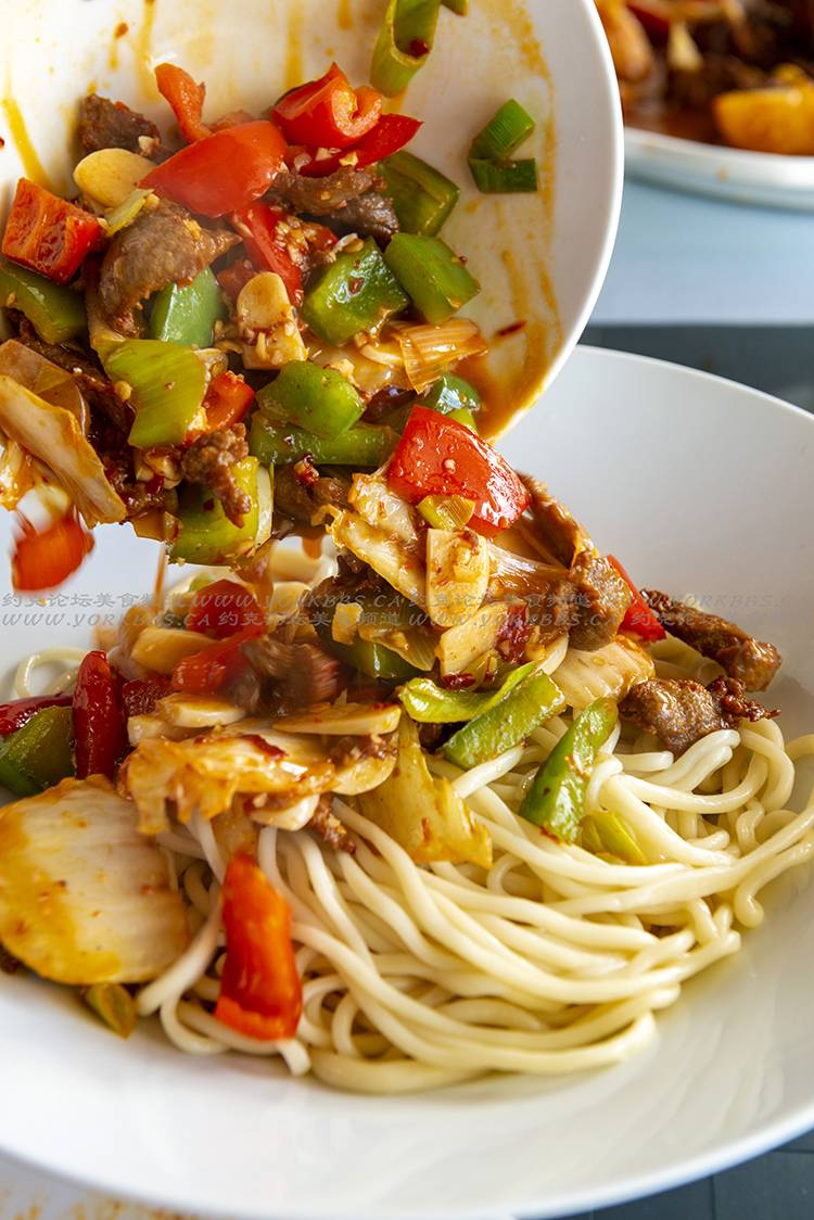 Tangritah Uyghur Kabab House | restaurant | 900 Rathburn Rd W D3، Mississauga, ON L5C 4L3, Canada | 9052329400 OR +1 905-232-9400