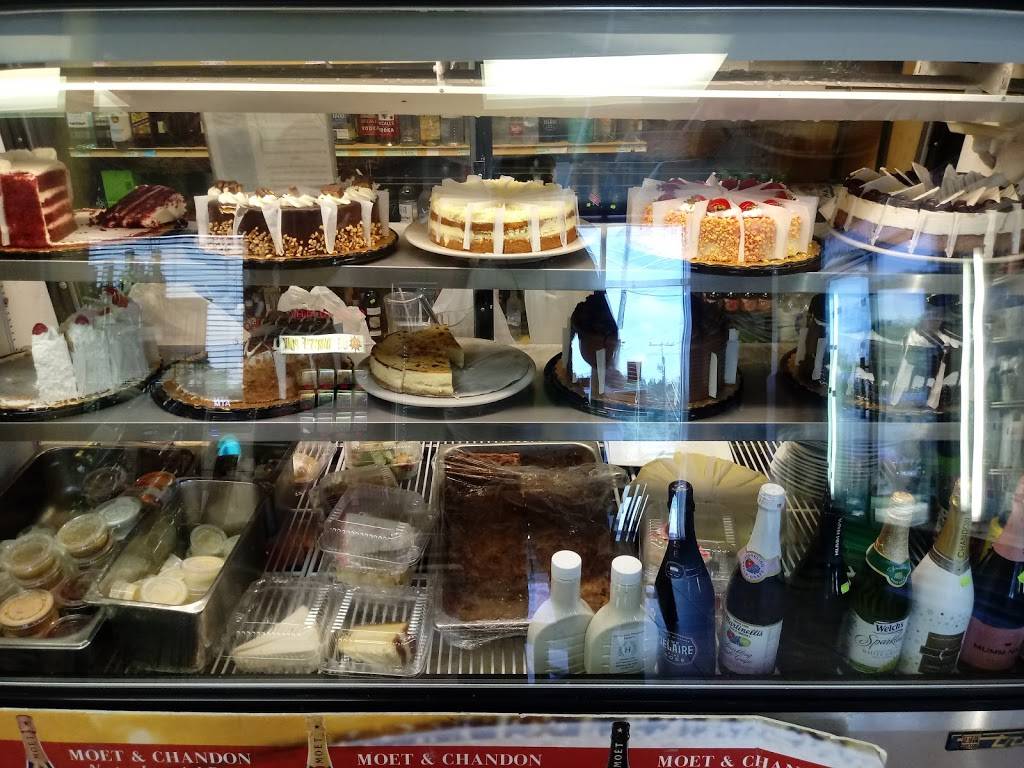 Hazelwood Inn | restaurant | 4937 Hazelwood Ave, Baltimore, MD 21206, USA | 4108663116 OR +1 410-866-3116