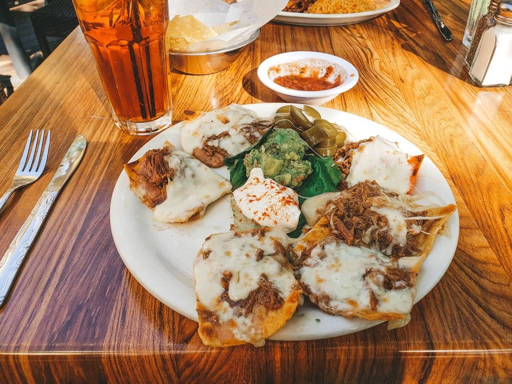 Mannys Uptown | restaurant | 3521 Oak Grove Ave, Dallas, TX 75204, USA | 2142521616 OR +1 214-252-1616