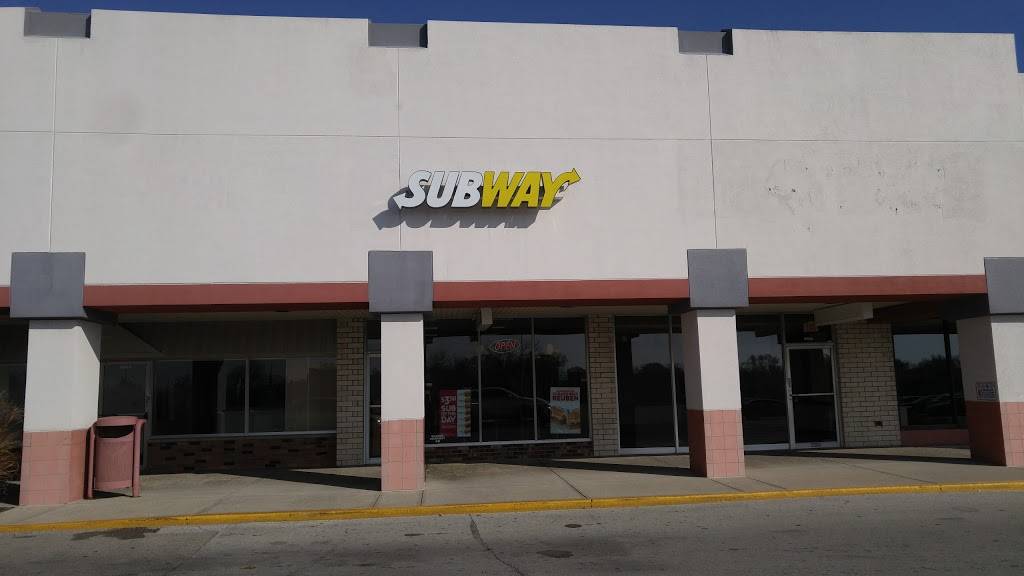 Subway Restaurants | restaurant | 5620 Crawfordsville Rd, Speedway, IN 46224, USA | 3173895537 OR +1 317-389-5537