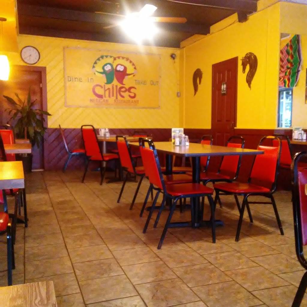 Chiles Mexican Restaurant | restaurant | 3247 W Columbus Dr, Tampa, FL 33607, USA | 8133548335 OR +1 813-354-8335