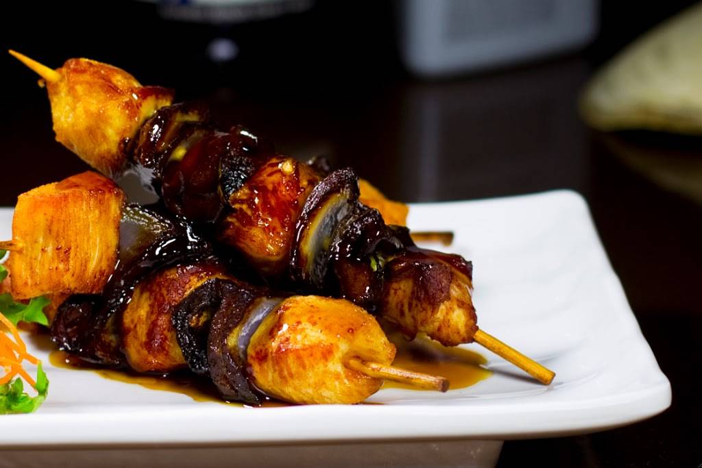 Yama Sushi | restaurant | 100 U.S. 9, Manalapan Township, NJ 07726, USA | 7324146788 OR +1 732-414-6788