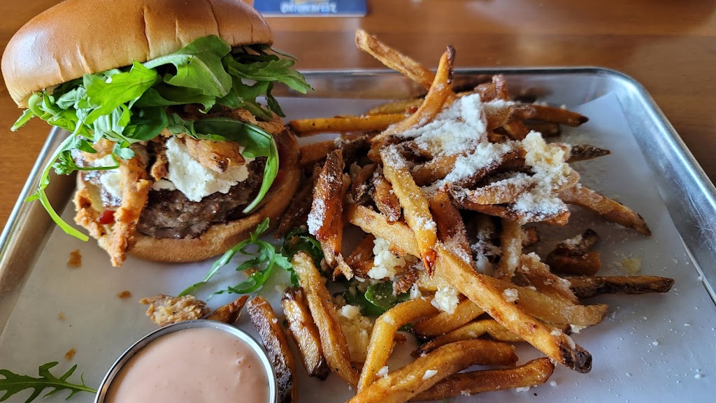 Norm’s | restaurant | 9348 Deschutes Rd Unit G & H, Palo Cedro, CA 96073, USA | 5305474920 OR +1 530-547-4920