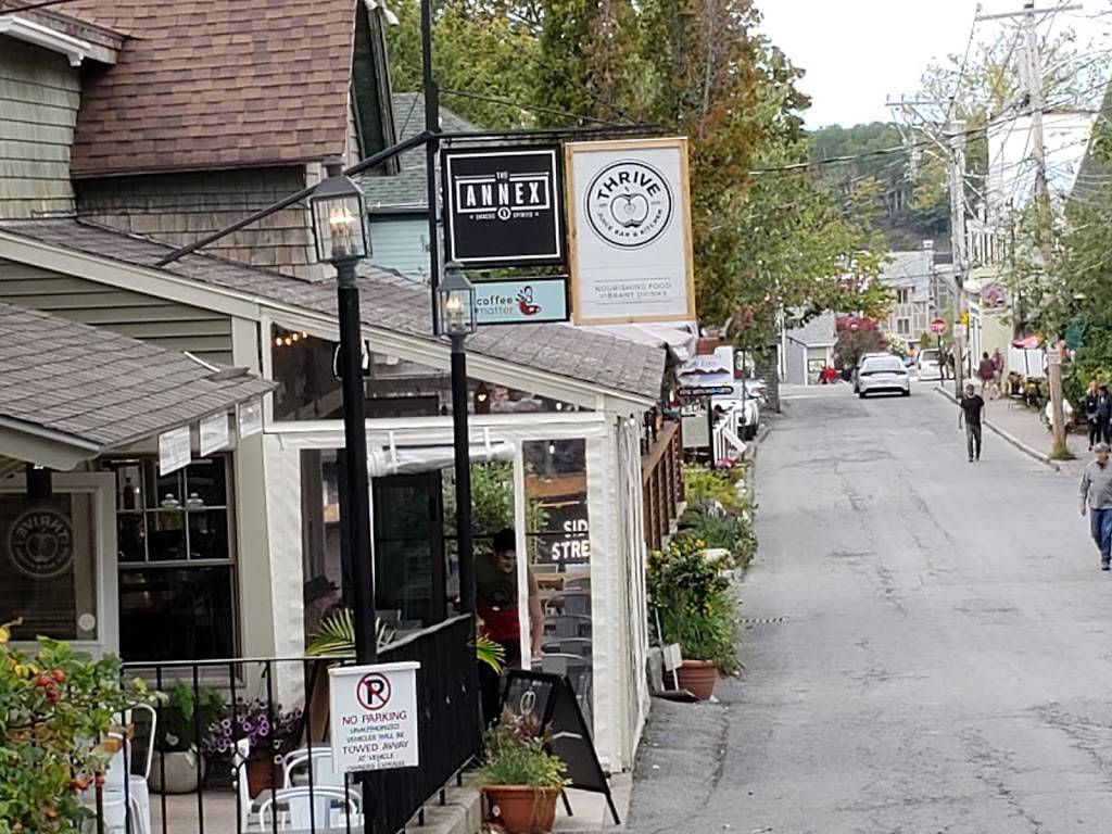 Thrive Juice Bar & Kitchen | restaurant | 51 Rodick St, Bar Harbor, ME 04609, USA | 2078019340 OR +1 207-801-9340