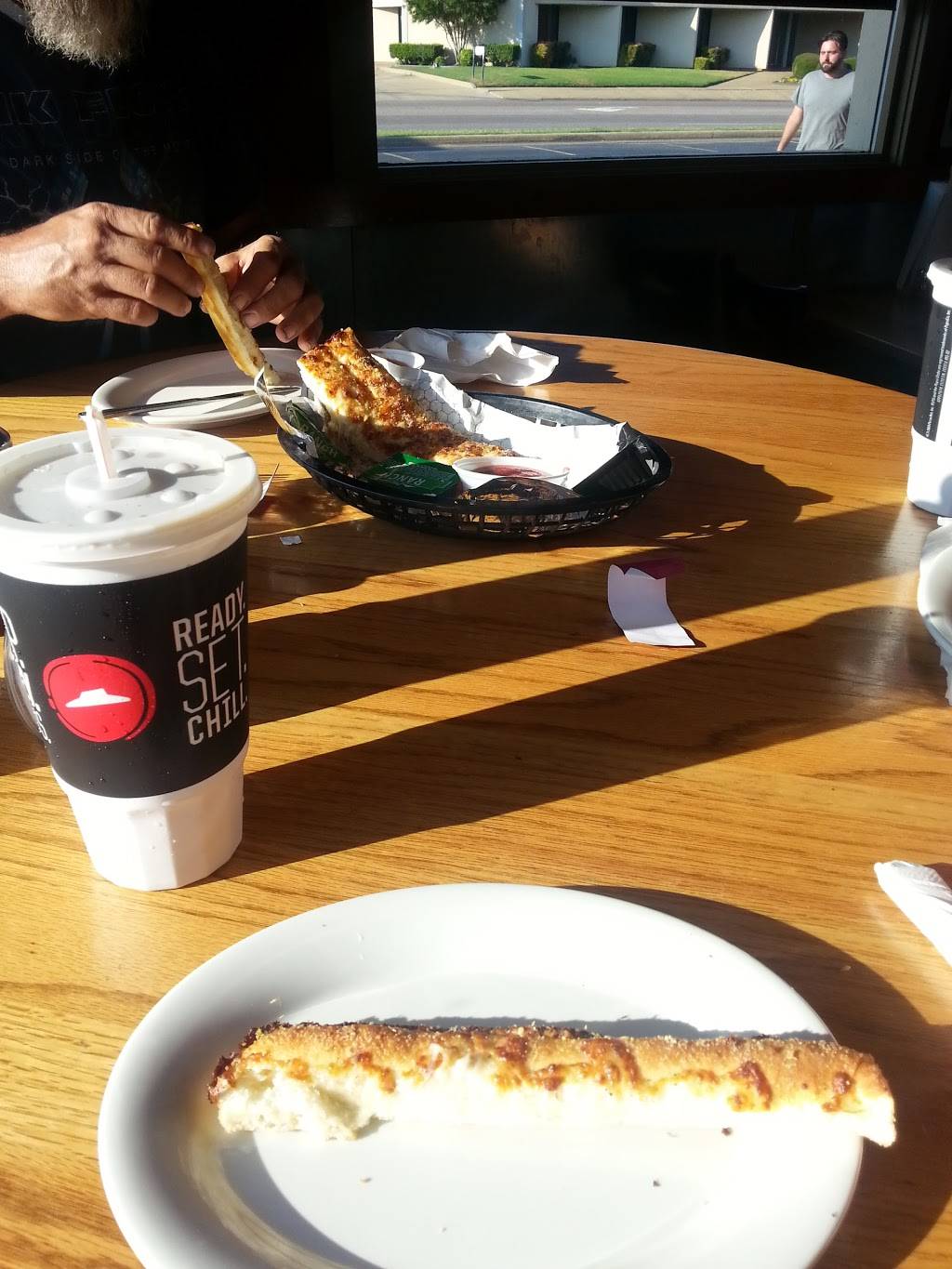 Pizza Hut | restaurant | 1119 W Main St, Durant, OK 74701, USA | 5809243908 OR +1 580-924-3908