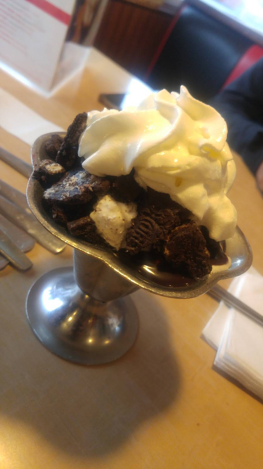 Friendlys | restaurant | 1160 Main St, Haverhill, MA 01830, USA | 9783736120 OR +1 978-373-6120