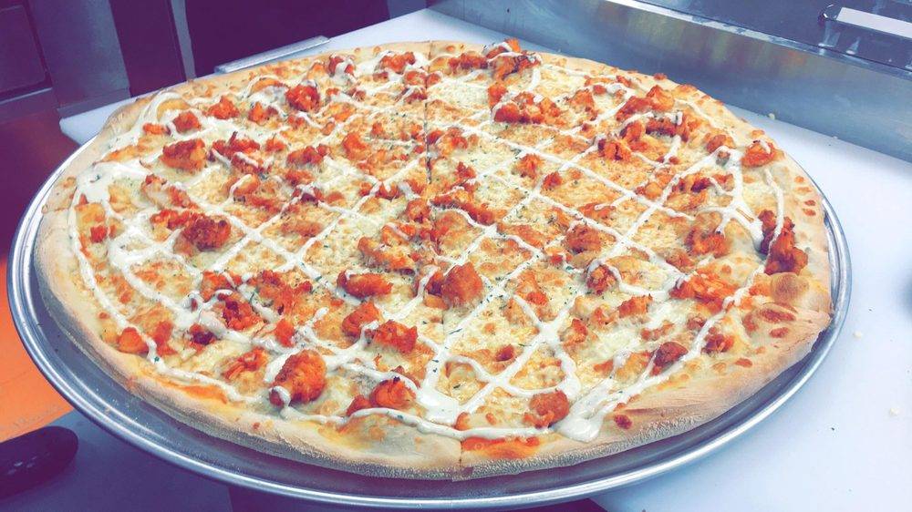 Brooklyn New York Pizza | restaurant | 251 W Central St, Natick, MA 01760, USA | 5086555355 OR +1 508-655-5355