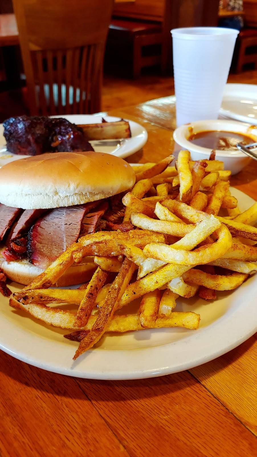Mannys BBQ & Grill | restaurant | 1101 W Dallas St, Conroe, TX 77301, USA | 9364943510 OR +1 936-494-3510