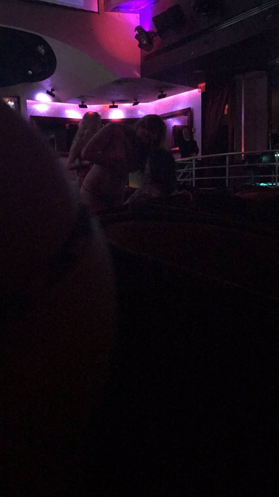 The Executive Club | restaurant | 603 W 45th St, New York, NY 10036, USA | 2122450002 OR +1 212-245-0002