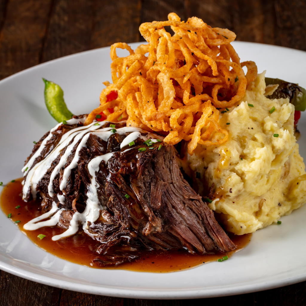 Reunion Kitchen + Drink | restaurant | 2765 Lakeshore Dr, Corona, CA 92883, USA | 9512157140 OR +1 951-215-7140