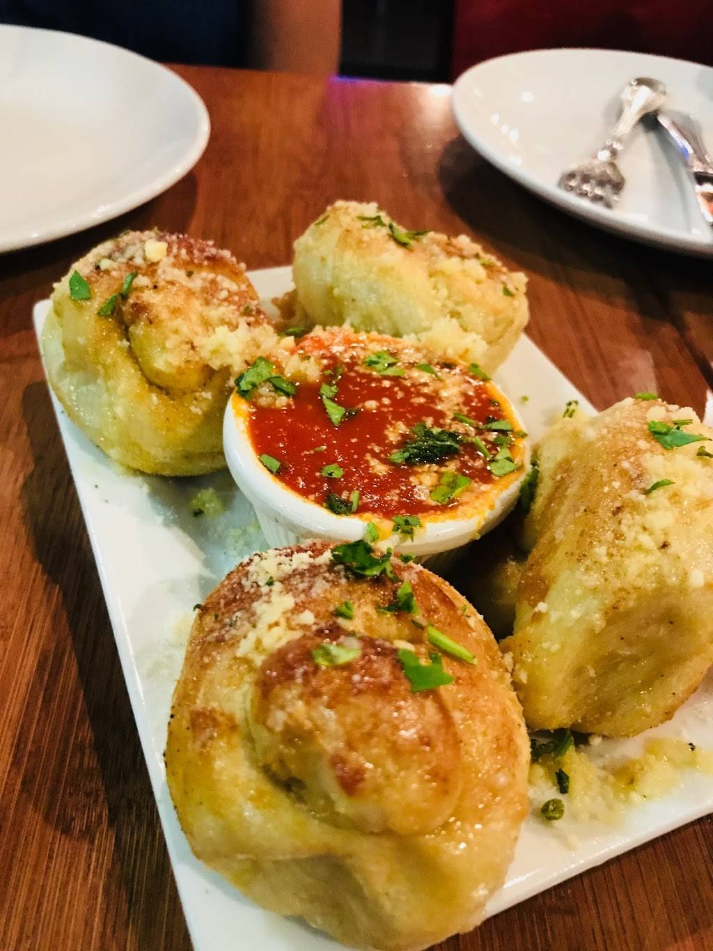 Il Capo Pizzeria | restaurant | 7366 E Shea Blvd, Scottsdale, AZ 85260, USA | 4809510077 OR +1 480-951-0077