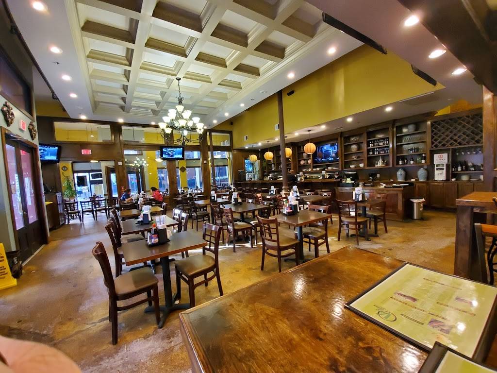 Viet Orleans Bistro | restaurant | 300 Baronne St, New Orleans, LA 70112, USA | 5043336917 OR +1 504-333-6917