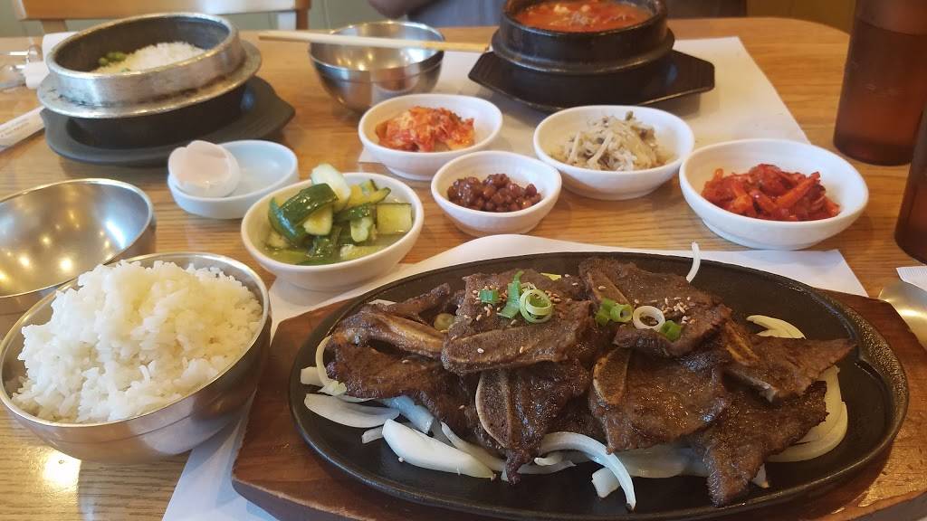 Chodang Tofu Restaurant | restaurant | 1719 Algonquin Rd, Mt Prospect, IL 60056, USA | 8479568638 OR +1 847-956-8638