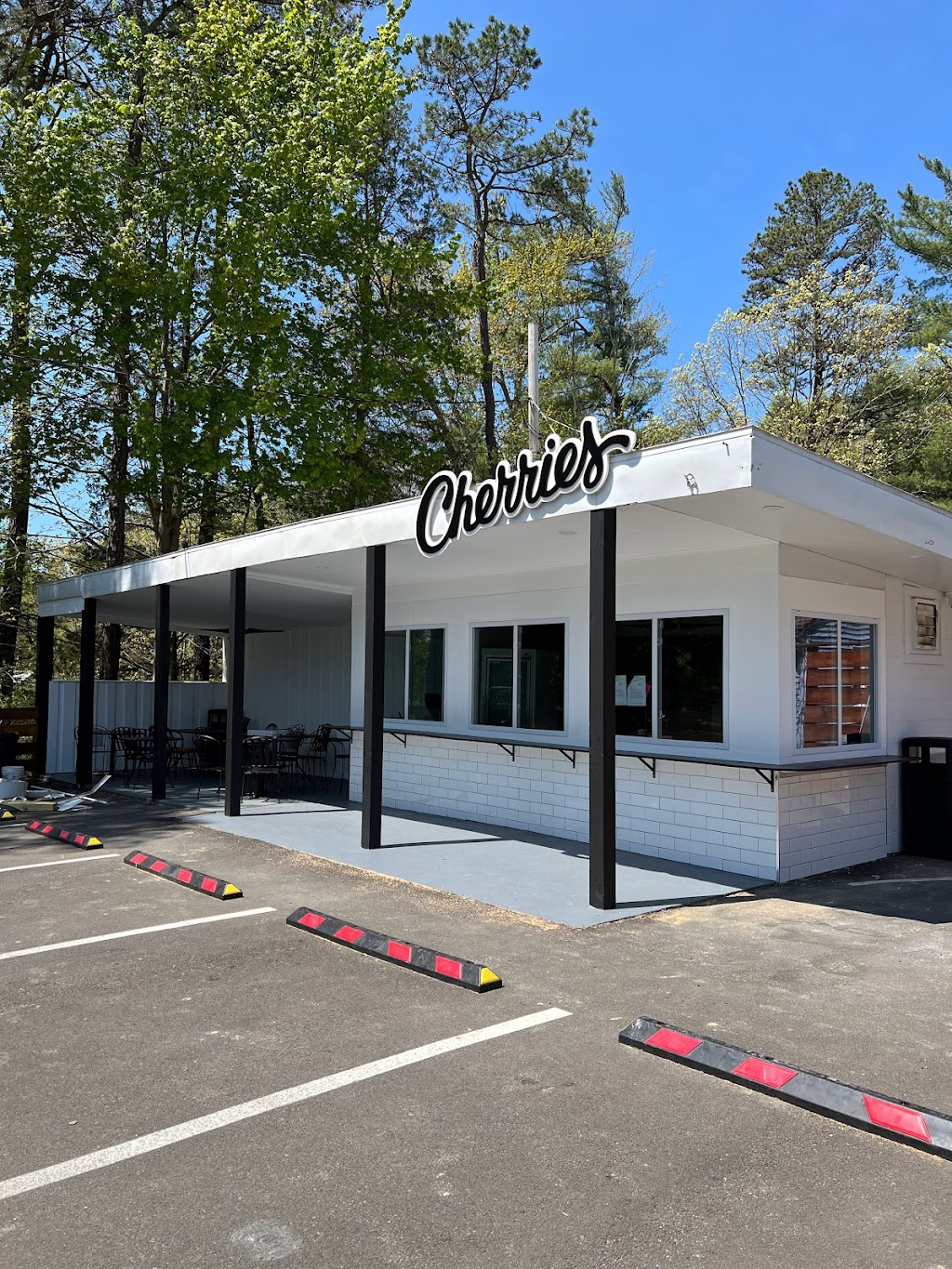 Cherries Ice Cream | meal takeaway | 4162 US-209, Stone Ridge, NY 12484, USA | 8453771153 OR +1 845-377-1153