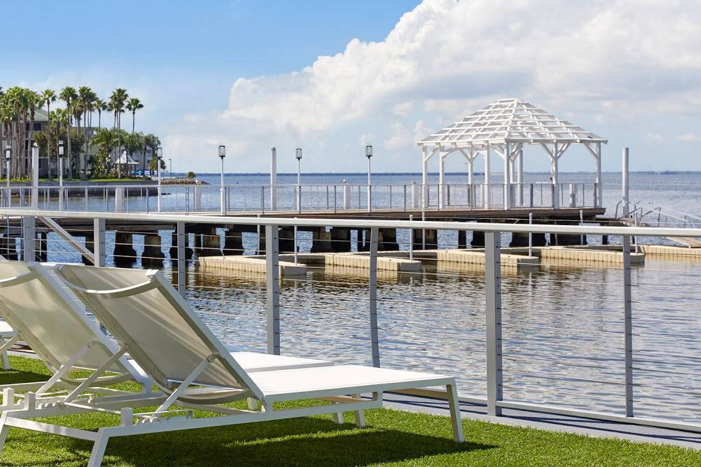 WTR Pool and Grill | restaurant | 7700 W Courtney Campbell Causeway, Tampa, FL 33607, USA | 8132810566 OR +1 813-281-0566