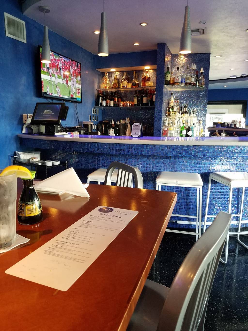 Blu Sushi | night club | 13451 McGregor Blvd #23, Fort Myers, FL 33919, USA | 2394891500 OR +1 239-489-1500