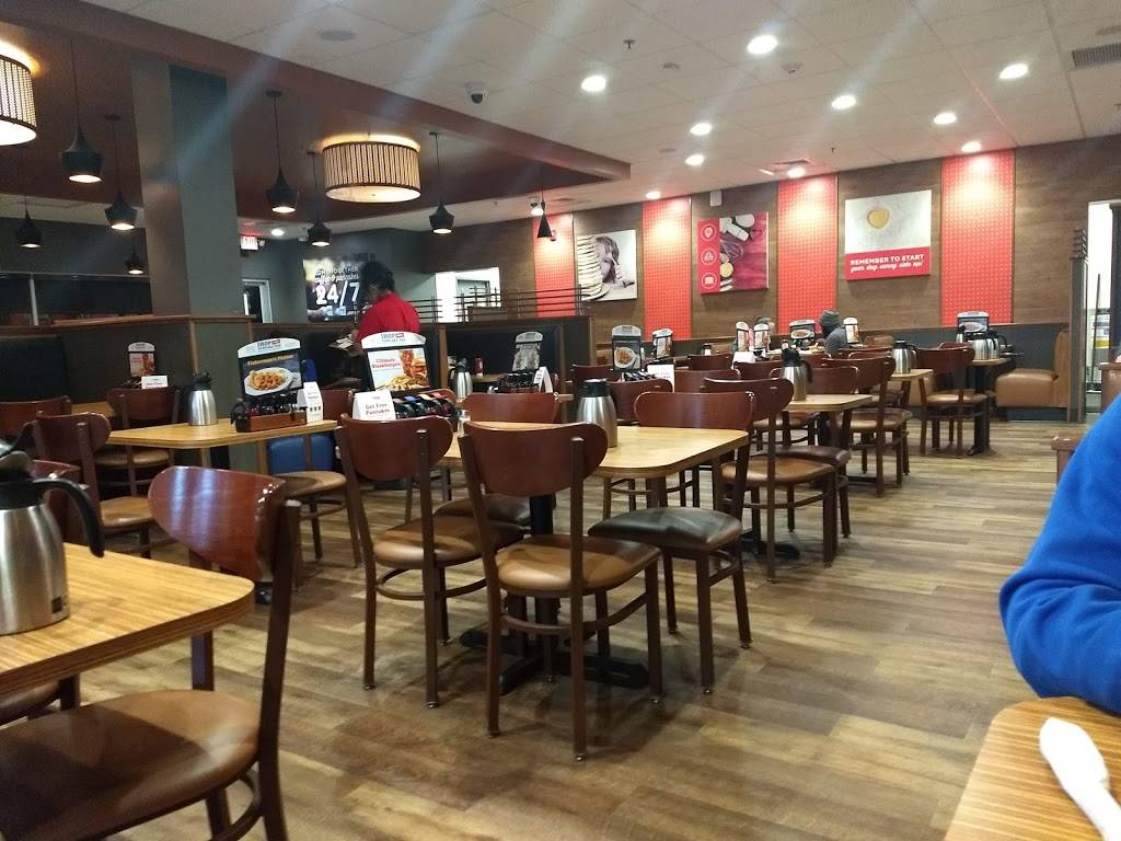 IHOP | restaurant | 1609 Westover Terrace, Greensboro, NC 27408, USA | 3362827705 OR +1 336-282-7705