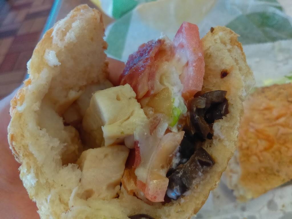 Subway | meal takeaway | 719 N Main St, Hutchinson, KS 67501, USA | 6206625111 OR +1 620-662-5111