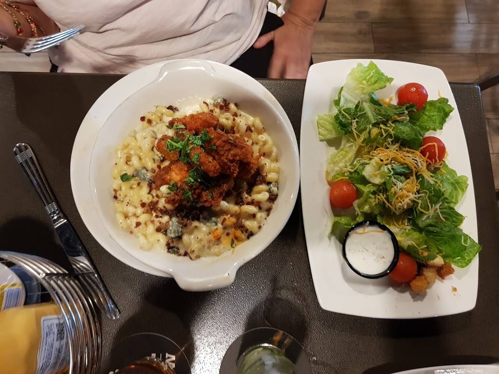 NBC Sports Grill & Brew | restaurant | 6000 Universal Blvd, Orlando, FL 32819, USA | 4072243663 OR +1 407-224-3663