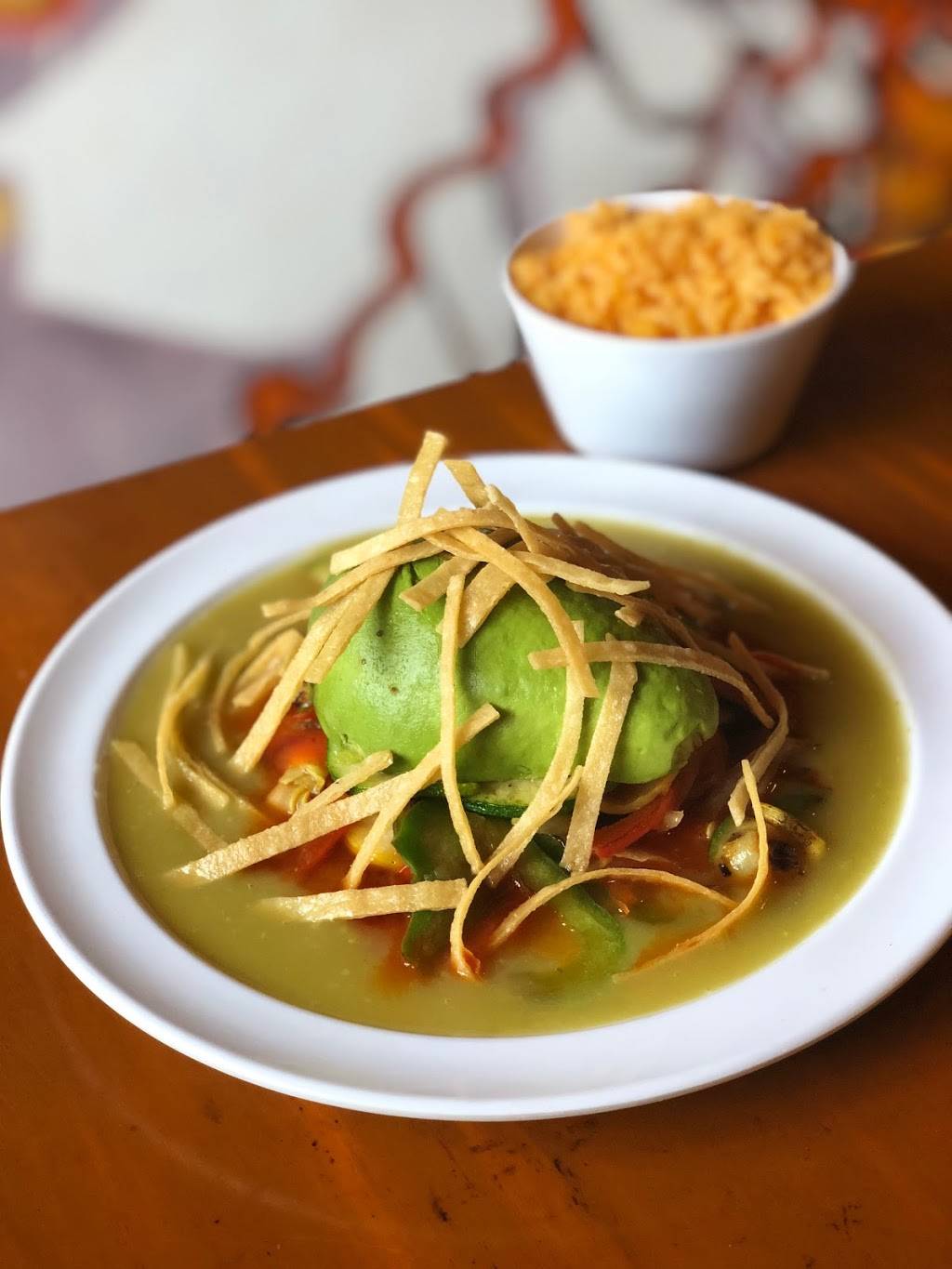 La Catrina | restaurant | 1620 Commonwealth Avenue, Boston, MA 02135, USA | 6174875060 OR +1 617-487-5060