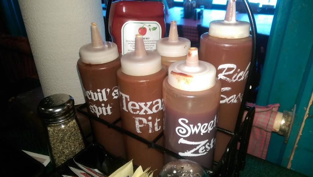 Famous Daves - Delivery Only | meal delivery | 1864 W McEwen Dr, Franklin, TN 37067, USA | 6154351949 OR +1 615-435-1949