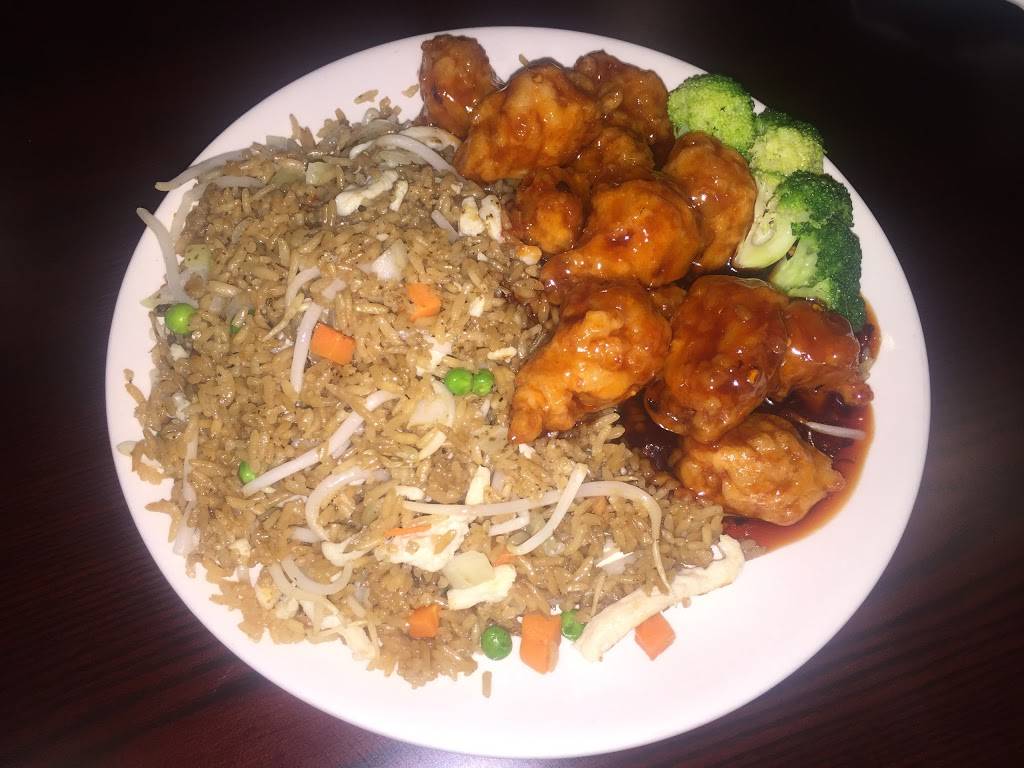 Yen Ching | restaurant | 1850 S Hurstbourne Pkwy #124, Louisville, KY 40220, USA | 5024913581 OR +1 502-491-3581