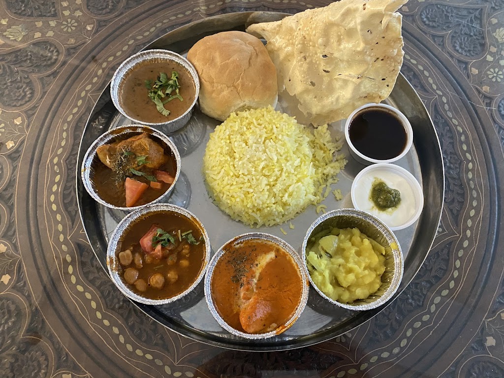 Far Eats Cafe | restaurant | 400 2nd Ave W suite 100, Seattle, WA 98119, USA | 2067081769 OR +1 206-708-1769